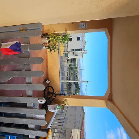 Volpe Sardinie U Lisky Apartmán *