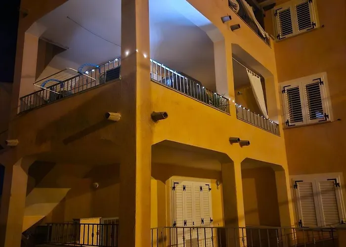 Volpe Sardinie U Lisky Apartman Valledoria